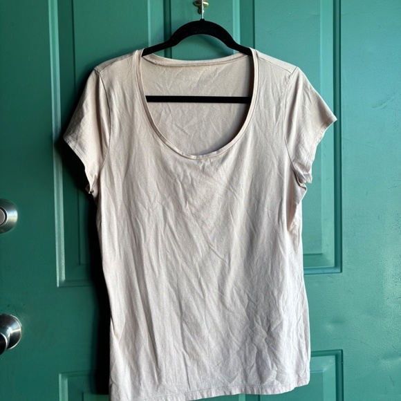 Ann Taylor large tan ladies top - Picture 2 of 4